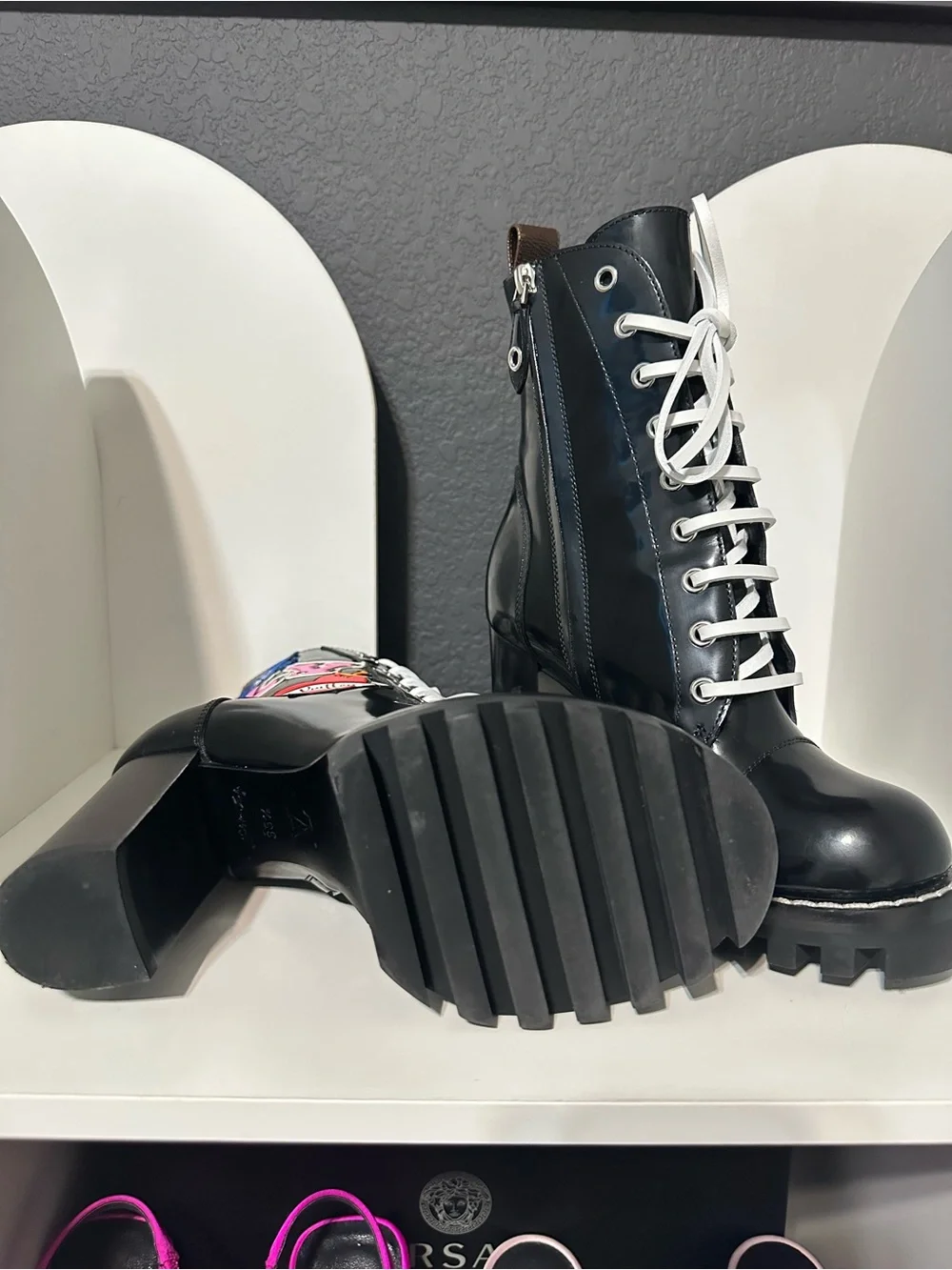 Louis Vuitton Black Leather Lace-Up Platform Patchwork Ankle Boots - Picture 9 of 9